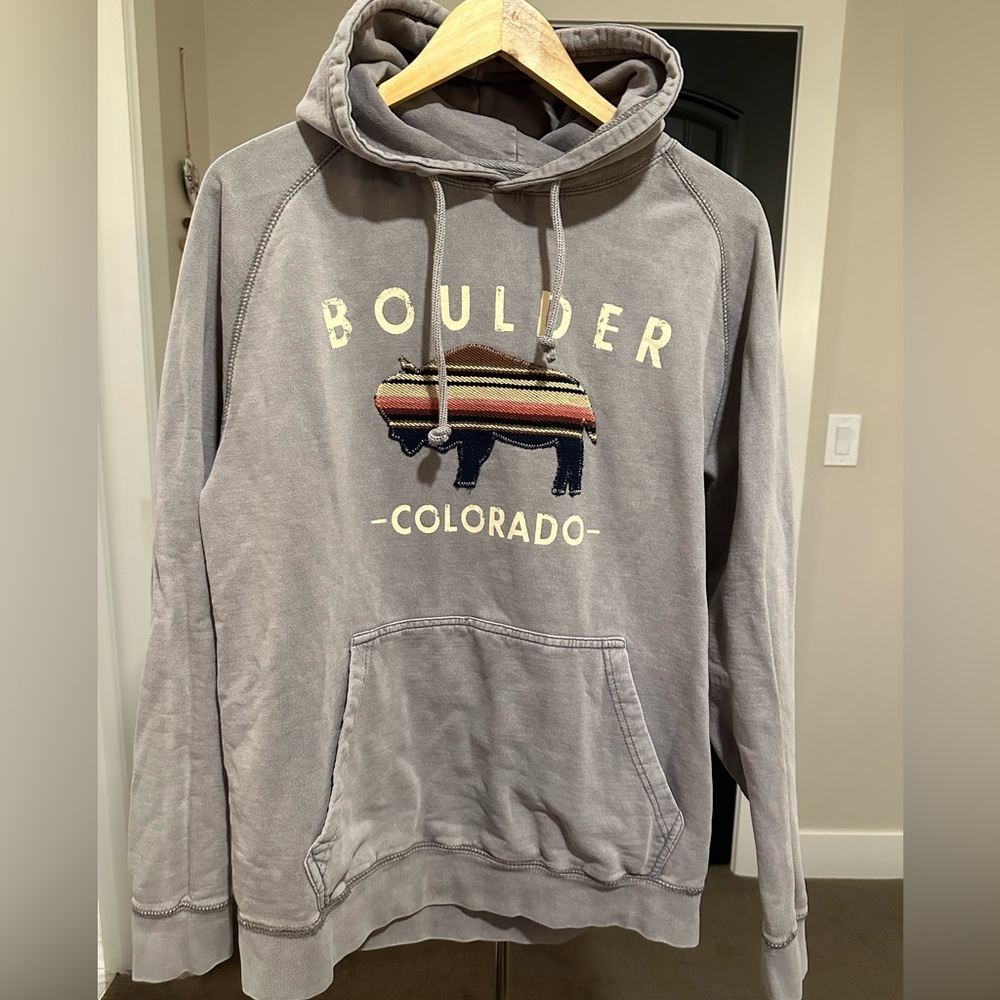 Boulder Colorado Buffalo Sweatshirt Size Large